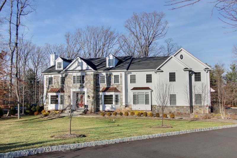 Single Family Home for Sale, ListingId:17906246, location: 14 ROCKRIDGE CT Basking Ridge 07920