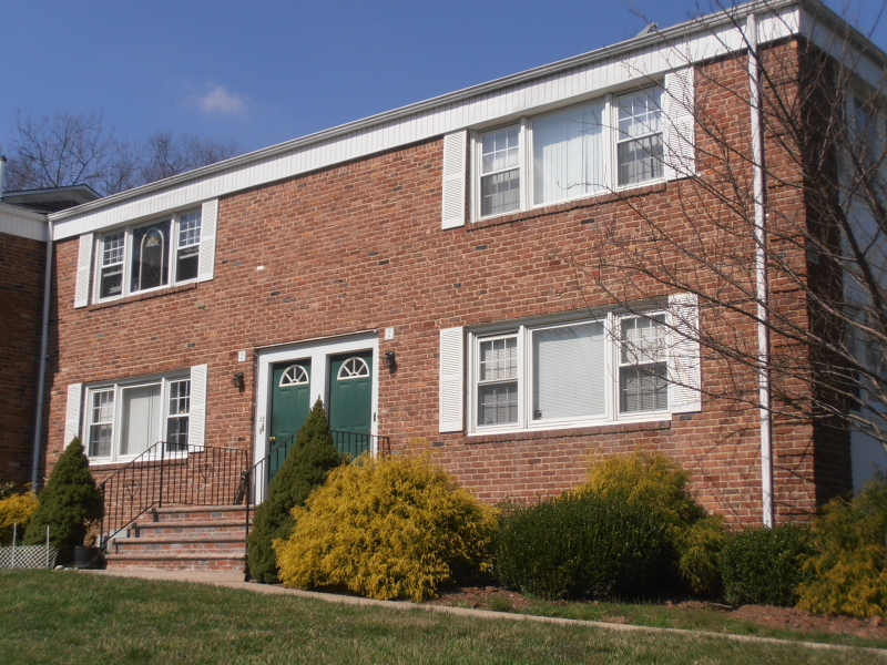 Single Family Home for Sale, ListingId:18107541, location: Bridgewater 08807