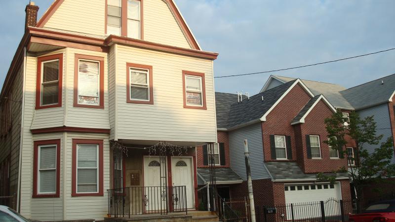 Multi Family for Sale, ListingId:17330719, location: 633 S NINETEENTH ST Newark 07103