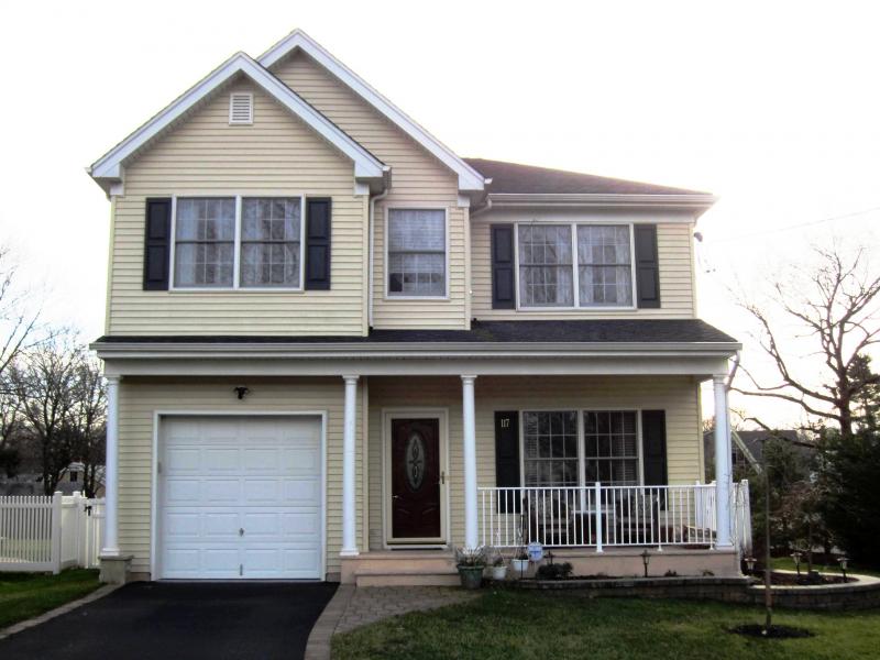 Single Family Home for Sale, ListingId:17861093, location: 117 ARDMAER DR Bridgewater 08807