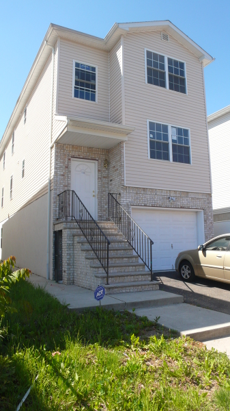 Multi Family for Sale, ListingId:19022092, location: 239 N 19TH ST East Orange 07017