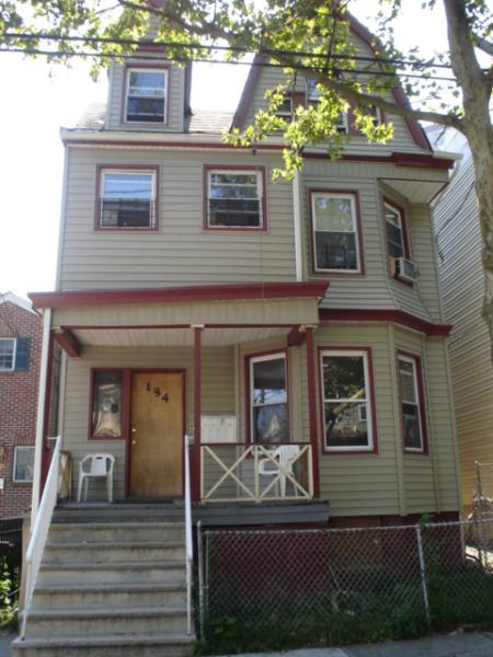 Multi Family for Sale, ListingId:17081638, location: 184 S 9TH ST Newark 07107