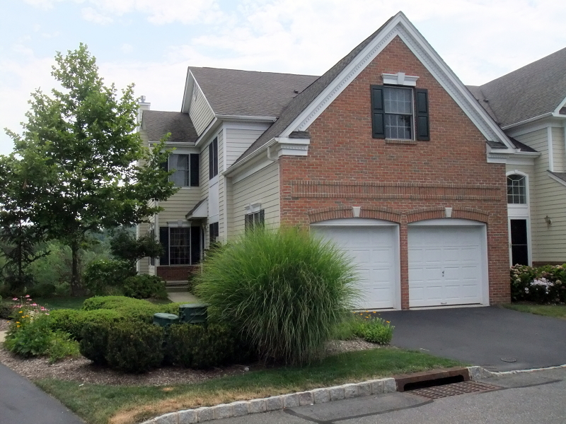 Single Family Home for Sale, ListingId:17981858, location: 37 CHESTNUT CT Cedar Grove 07009