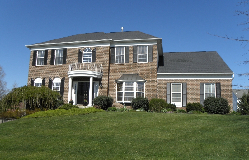 Single Family Home for Sale, ListingId:18729627, location: 1103 Monroe Dr Stewartsville 08886