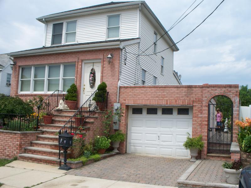 Single Family Home for Sale, ListingId:17870591, location: 9 BRIGHTON AVE Kearny 07032