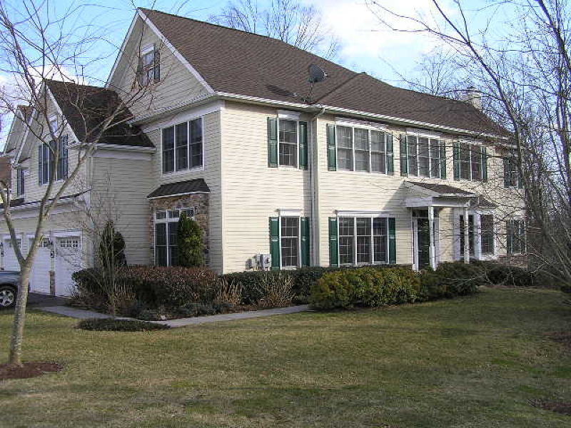 Single Family Home for Sale, ListingId:18168656, location: 2004 Farley Rd Whitehouse Station 08889