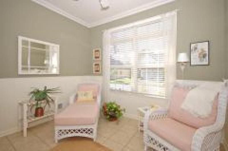 Viewing Image 10