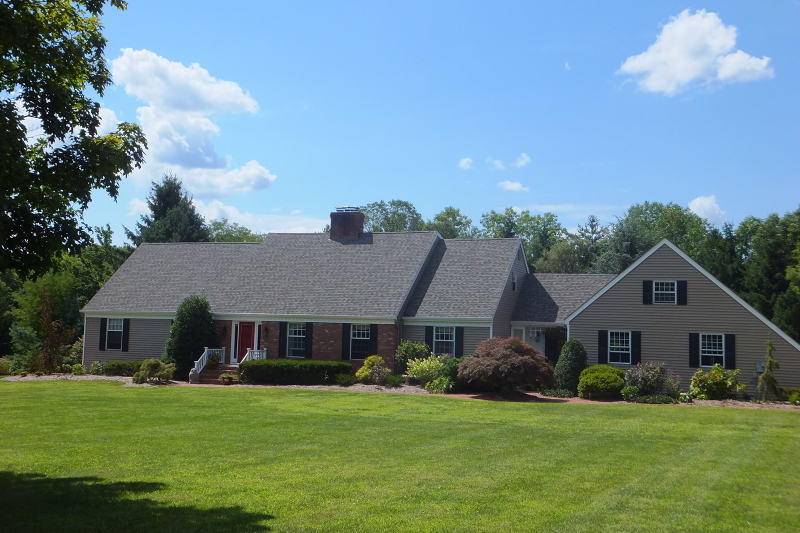 Single Family Home for Sale, ListingId:19350739, location: 7 SMOKE RUN Pittstown 08867