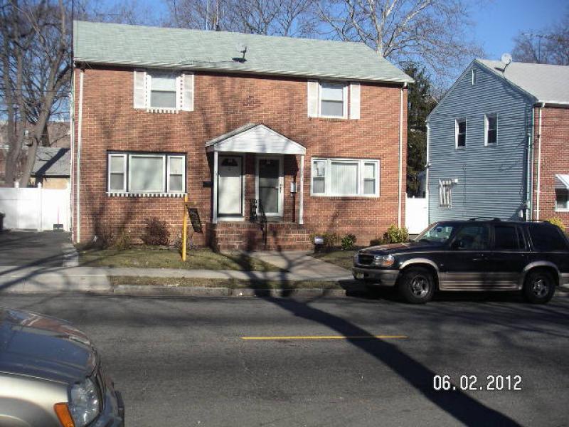 Single Family Home for Sale, ListingId:17976663, location: 53 TREMONT AVE Newark 07106
