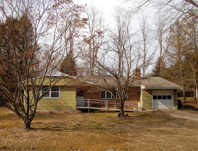 Single Family Home for Sale, ListingId:18067024, location: Hardwick 07825