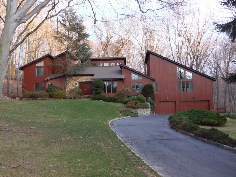Single Family Home for Sale, ListingId:17234506, location: 11 TIMBER RIDGE DRIVE Warren 07059