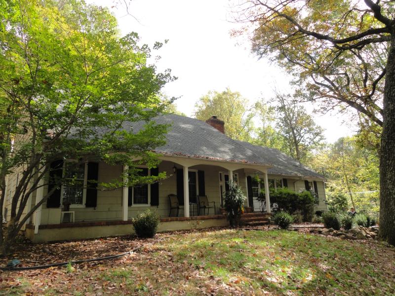 Single Family Home for Sale, ListingId:17494225, location: 125 WASHINGTON COR RD Bernardsville 07924