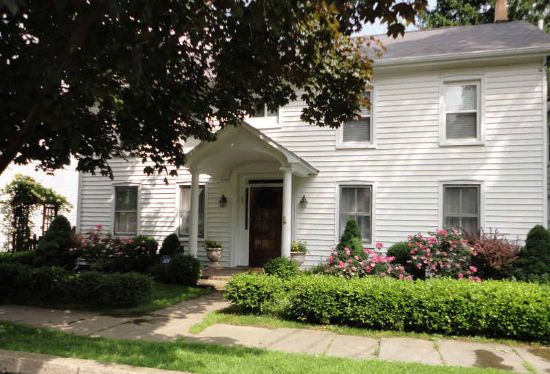 Single Family Home for Sale, ListingId:18602855, location: 66 Brunswick Ave Bloomsbury 08804