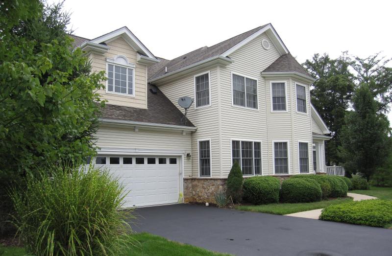 Single Family Home for Sale, ListingId:17202675, location: 10 OSPREY CT Washington 07882