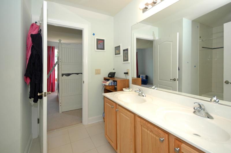 Viewing Image 22