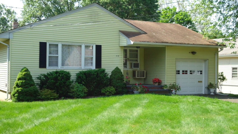 Single Family Home for Sale, ListingId:19436840, location: 719 COOLIDGE AVE Plainfield 07063