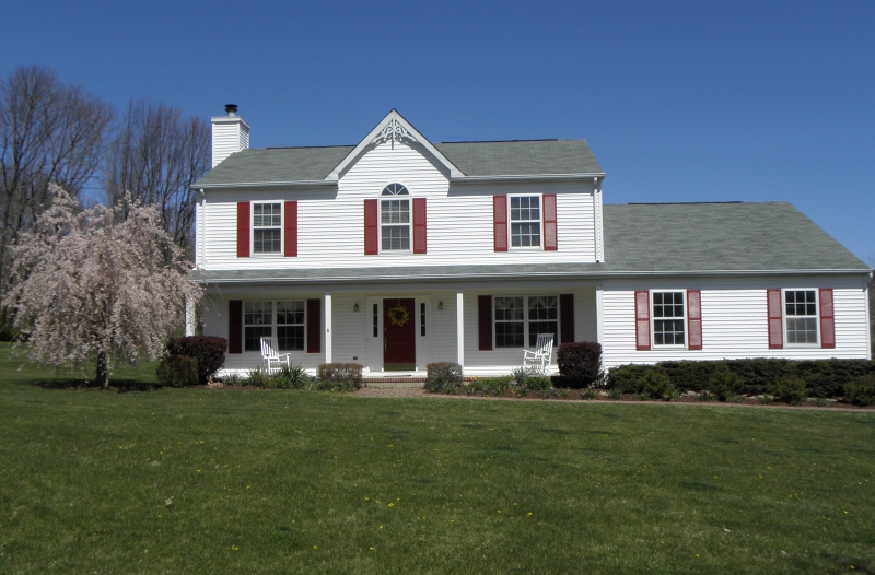 Single Family Home for Sale, ListingId:18670430, location: 4 Fox Chase Rd Oxford 07863