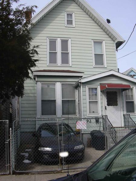 Single Family Home for Sale, ListingId:14797584, location: 92 WAKEMAN AVE Newark 07104