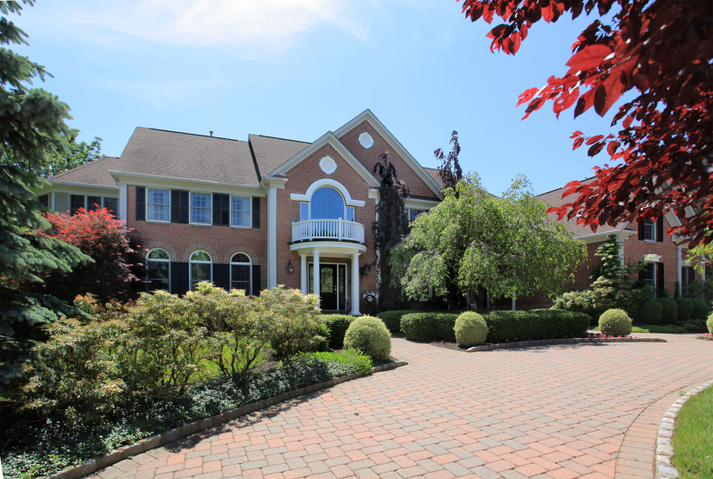 Single Family Home for Sale, ListingId:19294601, location: Basking Ridge 07920