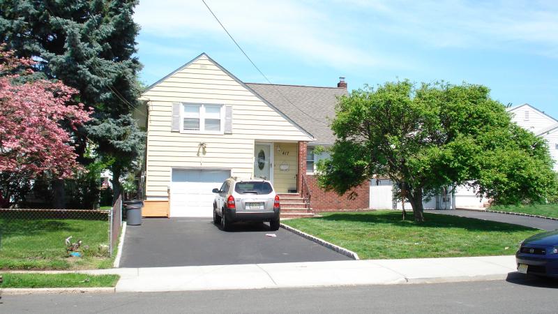 Real Estate for Sale, ListingId:17563430, location: 415 REDCLIFFE ST Elizabethport 07206