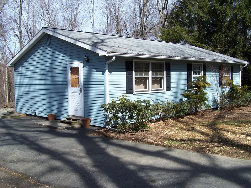 Single Family Home for Sale, ListingId:18471802, location: 16 Bunn St Califon 07830