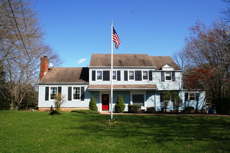 Single Family Home for Sale, ListingId:18666567, location: 129 Willow Rd Belle Mead 08502