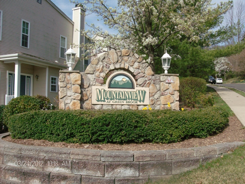 Single Family Home for Sale, ListingId:18729587, location: Green Brook 08812