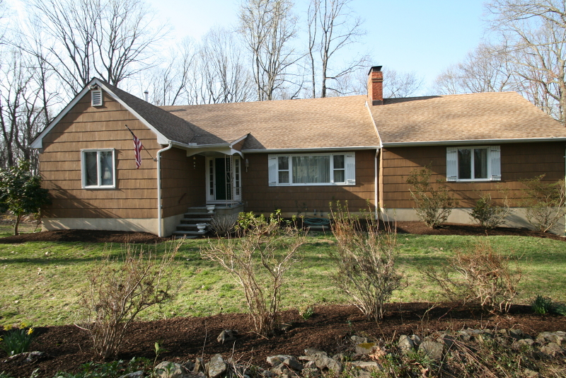 Single Family Home for Sale, ListingId:18041419, location: Hampton 08827