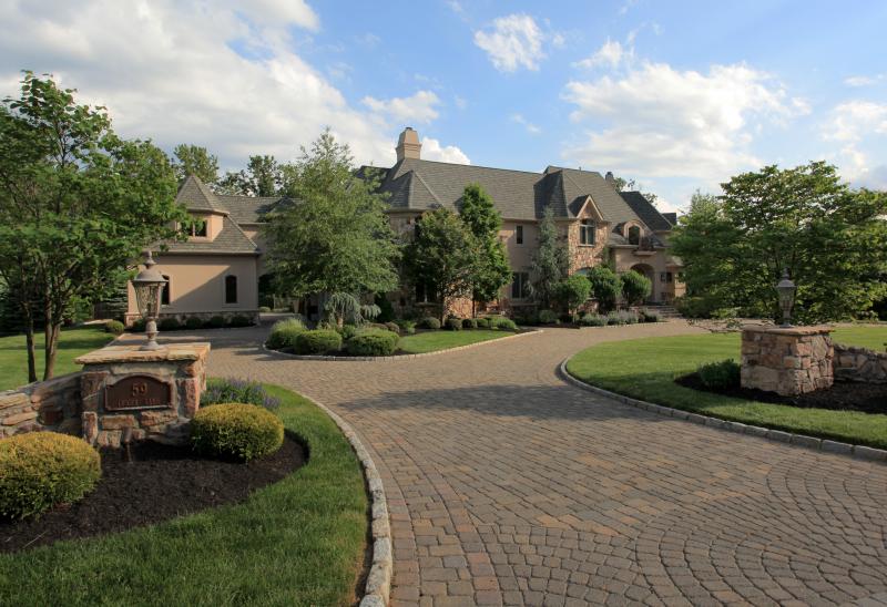 Single Family Home for Sale, ListingId:16977153, location: Warren 07059