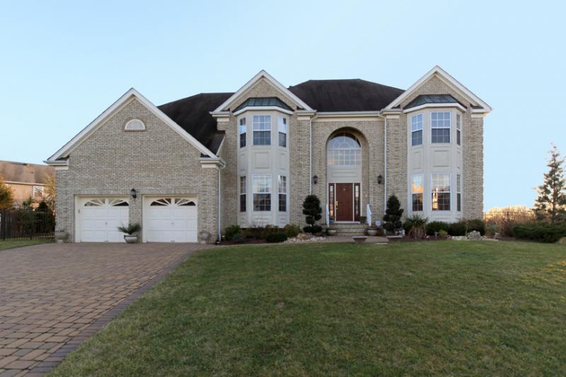 Single Family Home for Sale, ListingId:17960320, location: Piscataway 08854