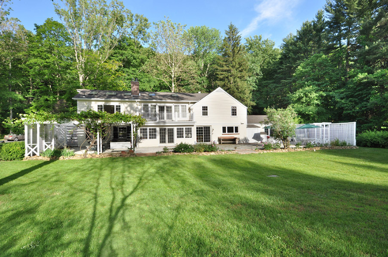 Single Family Home for Sale, ListingId:19144356, location: 3 ROXITICUS RD Mendham 07945