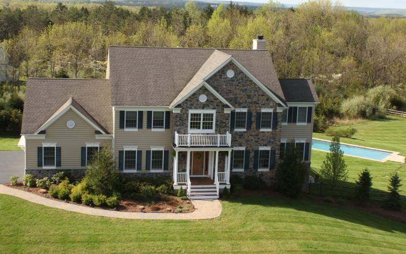 Single Family Home for Sale, ListingId:18639363, location: 1 Foxwood Ln Milford 08848