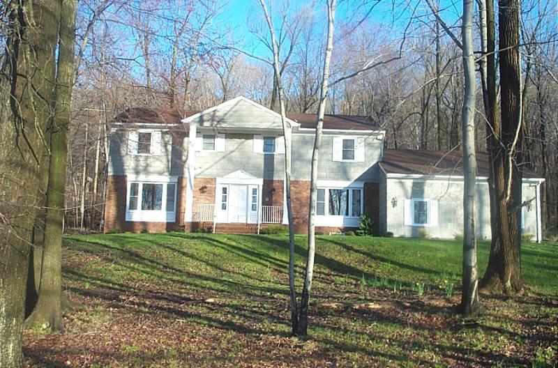 Single Family Home for Sale, ListingId:16736060, location: 147 EAST DR Watchung 07069