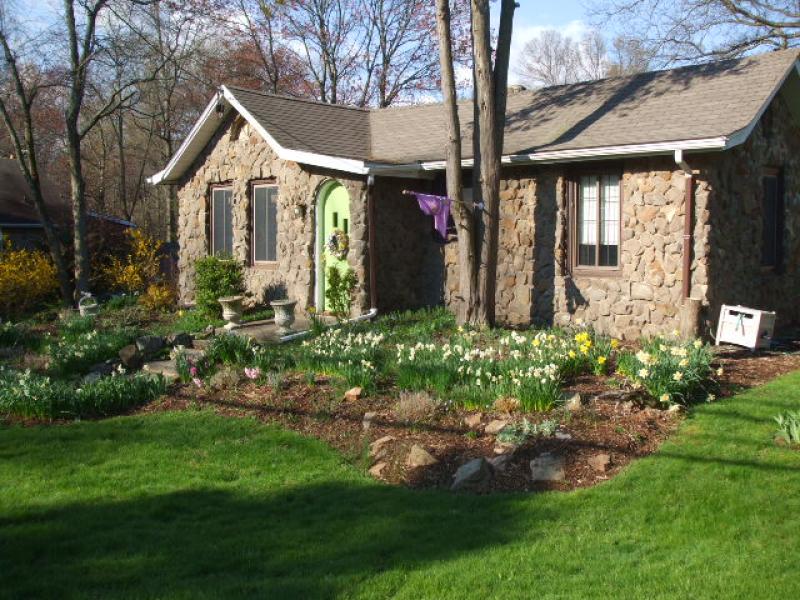 Single Family Home for Sale, ListingId:16984213, location: 915 COUNTRY CLUB RD Bridgewater 08807