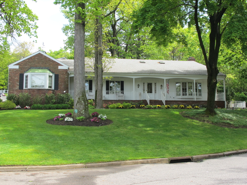 Single Family Home for Sale, ListingId:19230818, location: 1 Robinwood Dr Little Falls 07424