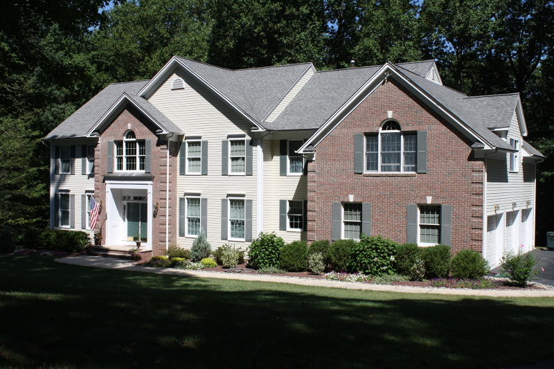 Single Family Home for Sale, ListingId:18729623, location: 4 Scotch Willie Ln Hampton 08827