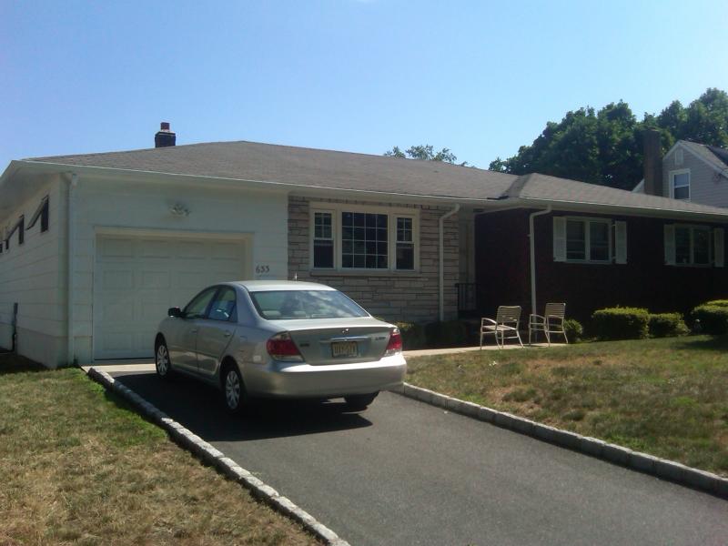 Single Family Home for Sale, ListingId:19101517, location: 633 Sycamore St Rahway 07065