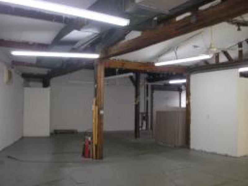Viewing Image 9
