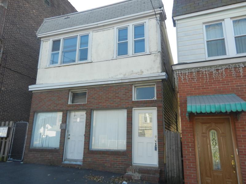 Multi Family for Sale, ListingId:17547360, location: 1410 S WOOD AVE Linden 07036