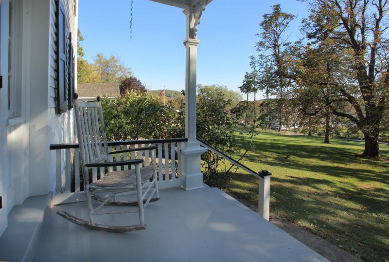 Viewing Image 25