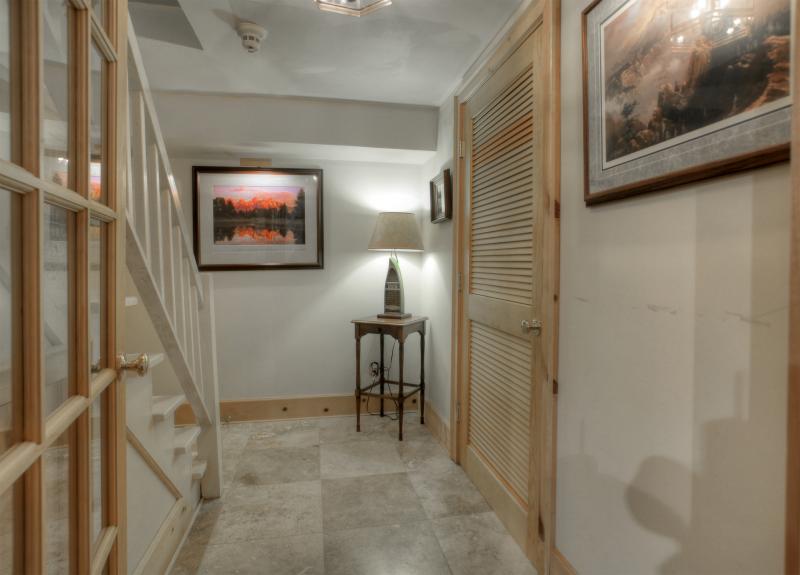 Viewing Image 9