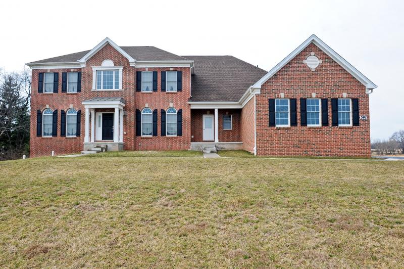 Single Family Home for Sale, ListingId:17976676, location: 592 WILLOW RD Hillsborough 08844
