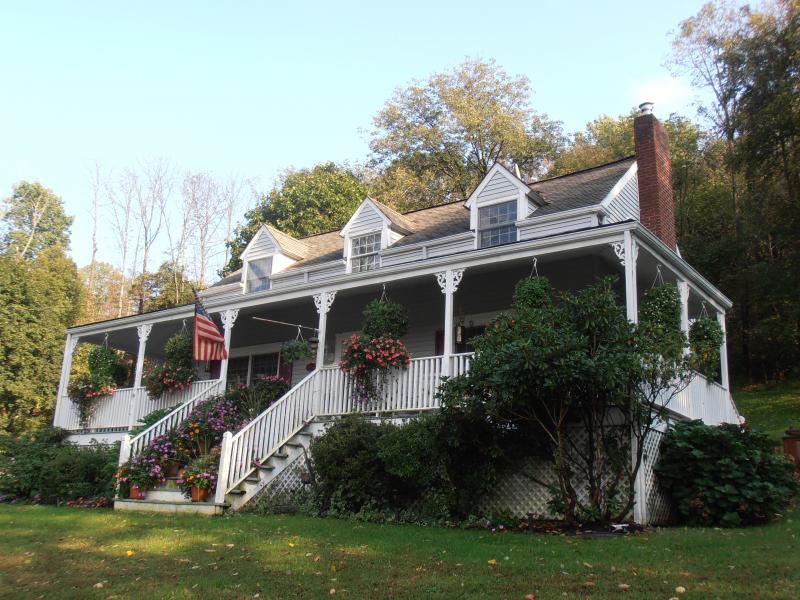 Single Family Home for Sale, ListingId:17490756, location: Bloomsbury 08804