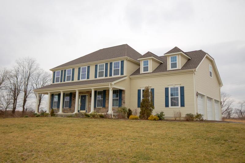 Single Family Home for Sale, ListingId:17981833, location: 21 HIGHLANDS WAY Phillipsburg 08865