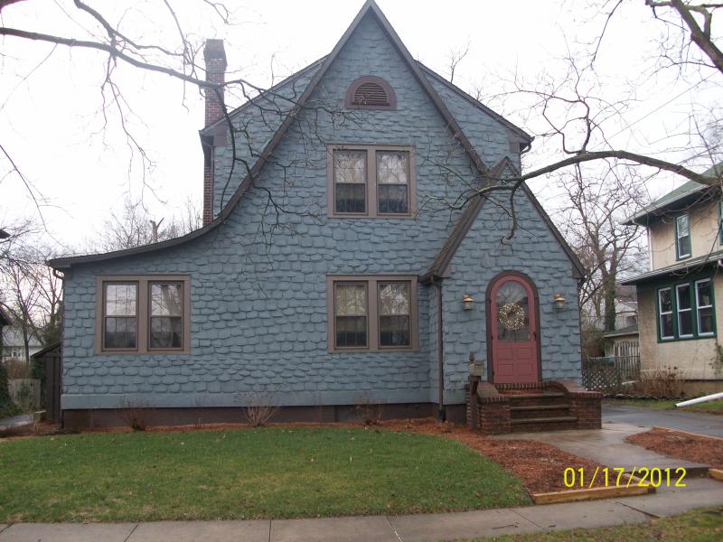 Single Family Home for Sale, ListingId:17906236, location: 222 BLAKE AVE Somerset 08873