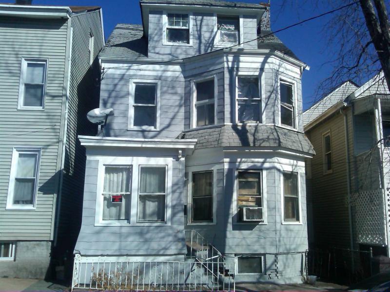Multi Family for Sale, ListingId:17981848, location: 100 ALBION AVE Paterson 07502