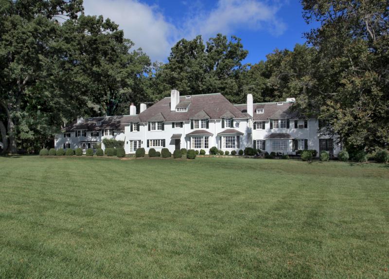 Single Family Home for Sale, ListingId:16388040, location: Bedminster 07921