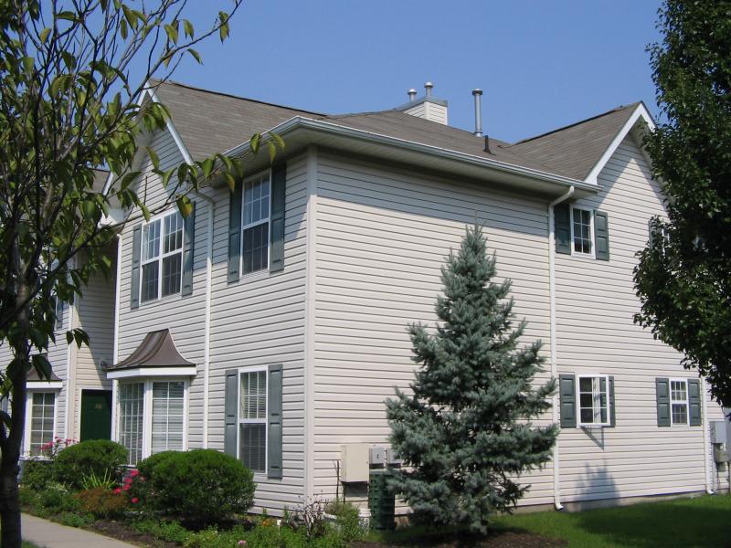 Single Family Home for Sale, ListingId:17346417, location: 40 CHANDA CT 40 Clifton 07012