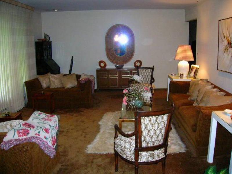 Viewing Image 3