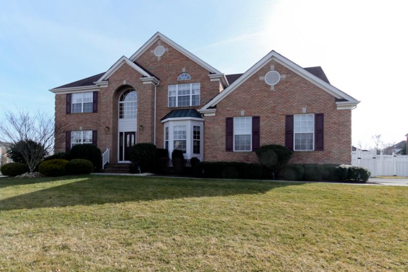 Single Family Home for Sale, ListingId:17960319, location: Piscataway 08854